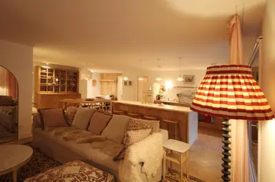 Ein Sitzbereich in der Unterkunft Sonnenhof Juliet - design-led Swiss luxury