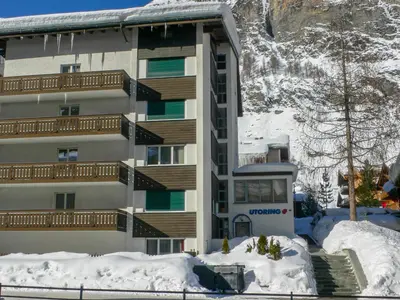 Apartment Matten - Utoring-18 by Interhome im Winter
