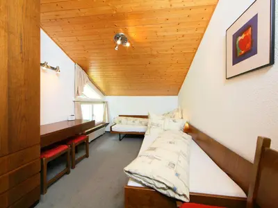 Ein Bett oder Betten in einem Zimmer der Unterkunft Apartment Ringstrasse Apt 511 by Interhome