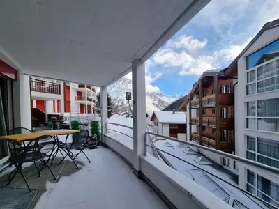 Ein allgemeiner Bergblick oder ein Berglick von der Ferienwohnung aus