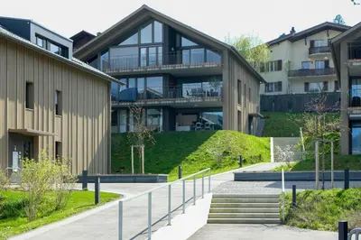 Das Gebäude in dem sich die Ferienwohnung befindet