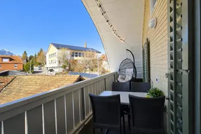 Ein Balkon oder eine Terrasse in der Unterkunft Niesen Loft