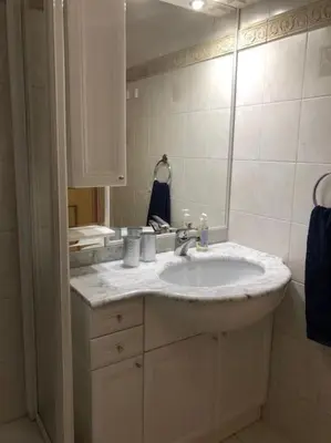 Ein Badezimmer in der Unterkunft Château 12
