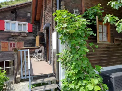 Das Gebäude in dem sich das Chalet befindet