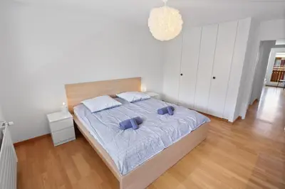 Ein Bett oder Betten in einem Zimmer der Unterkunft Appartement central et confortable