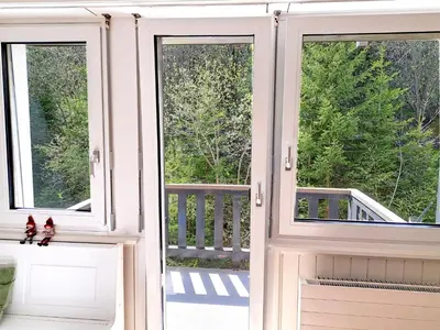 Ein Balkon oder eine Terrasse in der Unterkunft Studio Les Dauphinelles by Interhome