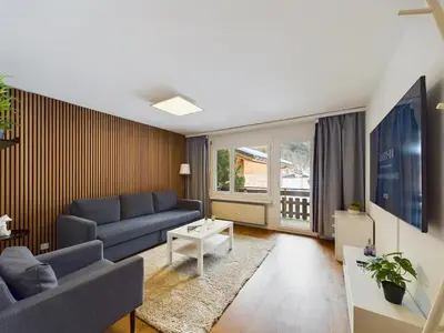 TV/Unterhaltungsangebot in der Unterkunft Pure Comfort! Entire Apartment with Abundant Space near Zermatt with parking!