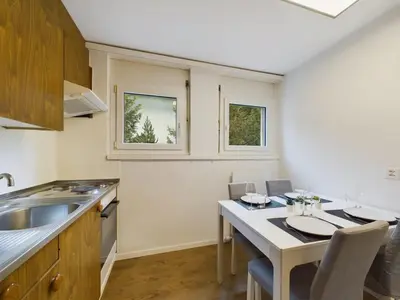 Küche/Küchenzeile in der Unterkunft Pure Comfort! Entire Apartment with Abundant Space near Zermatt with parking!