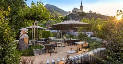 Ein allgemeiner Bergblick oder ein Berglick von des Hotels aus