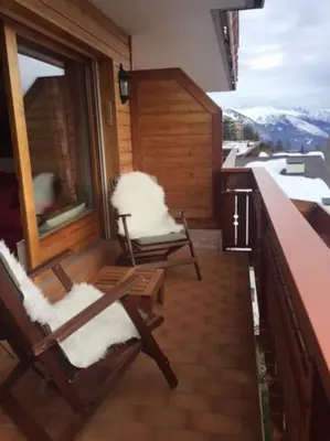 Ein allgemeiner Bergblick oder ein Berglick von der Ferienwohnung aus