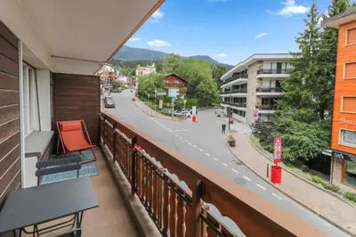 Ein allgemeiner Bergblick oder ein Berglick von der Ferienwohnung aus