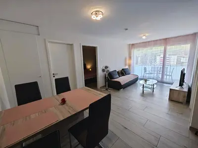 Ein Sitzbereich in der Unterkunft Jacqueline residence