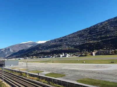 Ein allgemeiner Bergblick oder ein Berglick von der Ferienwohnung aus