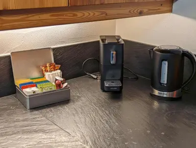 Kaffee-/Teezubehör in der Unterkunft N-Orgon - Sleeps 4, tranquil location.