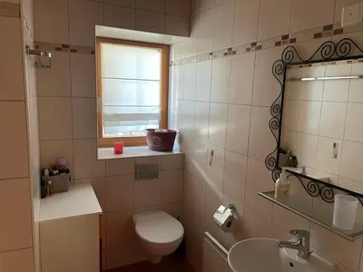 Ein Badezimmer in der Unterkunft Apartment The Amethyst