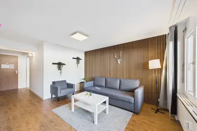 Ein Sitzbereich in der Unterkunft Alpine Retreat 4 Person Apartment near Zermatt with parking!