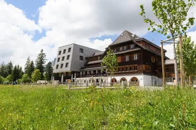 Das Gebäude in dem sich das Hotel befindet
