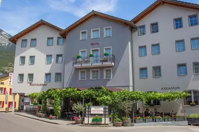 Das Gebäude in dem sich das Hotel befindet