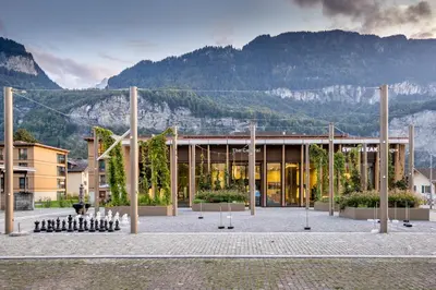 Ein allgemeiner Bergblick oder ein Berglick von des Resorts aus