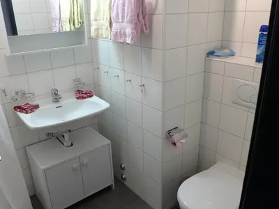 Ein Badezimmer in der Unterkunft Apartment Imperial-5 by Interhome