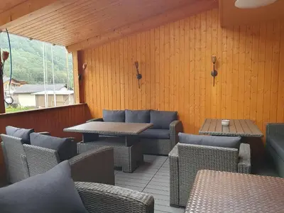 Ein Sitzbereich in der Unterkunft Pension Balm
