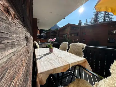 Ein allgemeiner Bergblick oder ein Berglick von der Ferienwohnung aus