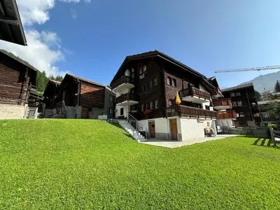 Ein Garten an der Unterkunft Lomatte 1758