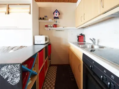 Küche/Küchenzeile in der Unterkunft Apartment Dixence 404 by Interhome