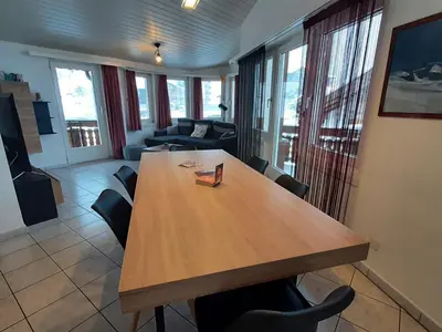 Ein Sitzbereich in der Unterkunft Apartment Alpin Smile by Interhome