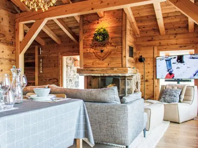 TV/Unterhaltungsangebot in der Unterkunft Chalet Skyfall by Interhome