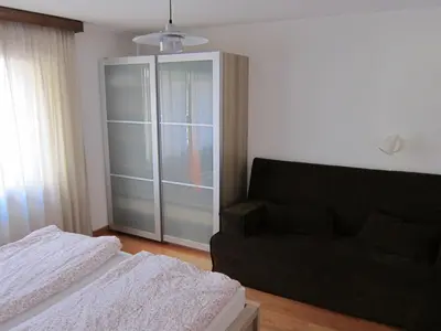 Ein Bett oder Betten in einem Zimmer der Unterkunft Apartment Lauber, Haus Wichje A, Zermatt