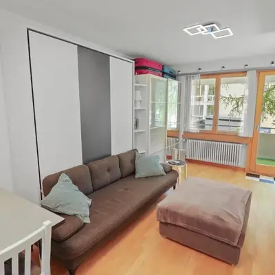 Studio chaleureux avec vue sur les montagnes