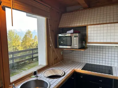 Küche/Küchenzeile in der Unterkunft Les Trembles MOUNTAIN & QUIET chalet 12 pers