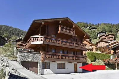 Ein allgemeiner Bergblick oder ein Berglick von der Ferienwohnung aus