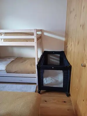 Ein Bett oder Betten in einem Zimmer der Unterkunft Spacieux appart - 2 chambres à coucher incl Jacuzzi Privé
