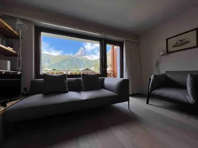 Ein allgemeiner Bergblick oder ein Berglick von der Ferienwohnung aus