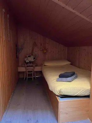 Ein Bett oder Betten in einem Zimmer der Unterkunft Modern Zermatt apartment with Matterhorn view