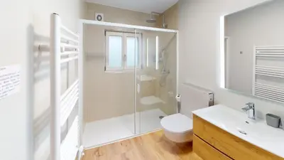 Ein Badezimmer in der Unterkunft Bachtola BT1