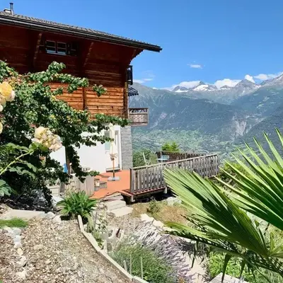 stunning panoramic views! Hottube & Sauna