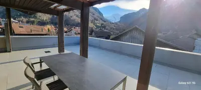 Ein allgemeiner Bergblick oder ein Berglick von der Ferienwohnung aus