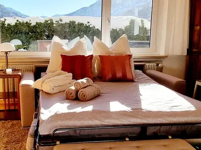 Ein allgemeiner Bergblick oder ein Berglick von der Ferienwohnung aus