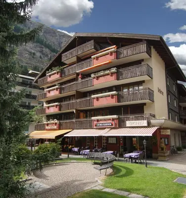 Ein allgemeiner Bergblick oder ein Berglick von der Ferienwohnung aus