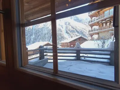Ein allgemeiner Bergblick oder ein Berglick von der Ferienwohnung aus