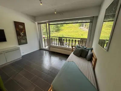 Ein Balkon oder eine Terrasse in der Unterkunft Ski in Ski out au pied des pistes à Thyon - Les Collons!
