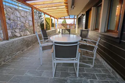 Ein Balkon oder eine Terrasse in der Unterkunft Logement spacieux et charmant
