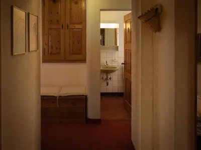 Küche/Küchenzeile in der Unterkunft Apartment Chalet Turquino - Apartment Marmotte by Interhome