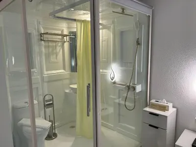 Ein Badezimmer in der Unterkunft Crystal Vista