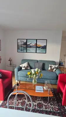 Ein Sitzbereich in der Unterkunft Appartement meublé à louer à Nax