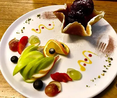 Essen im Hotel oder in der Nähe