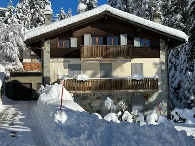 APPARTEMENT DE CHARME EN ATTIQUE dans UN PETIT CHALET im Winter
